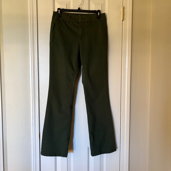 Montgomery Post Size 6 Olive Green Brooklyn Mid Rise Bootcut Pant - Picture 2 of 6